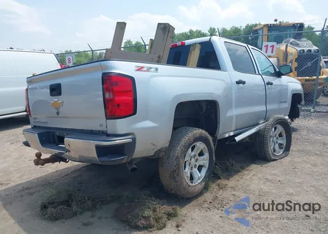 2014 Chevrolet Silverado 1500 1Lt/2Lt z USA, uszkodzony, nr VIN 3GCUKREC2EG324380